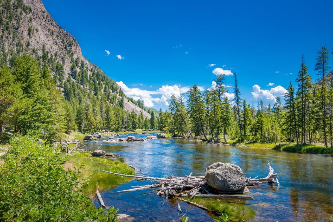 Under Canvas North Yellowstone - Paradise Valley Livingston Eksteriør billede