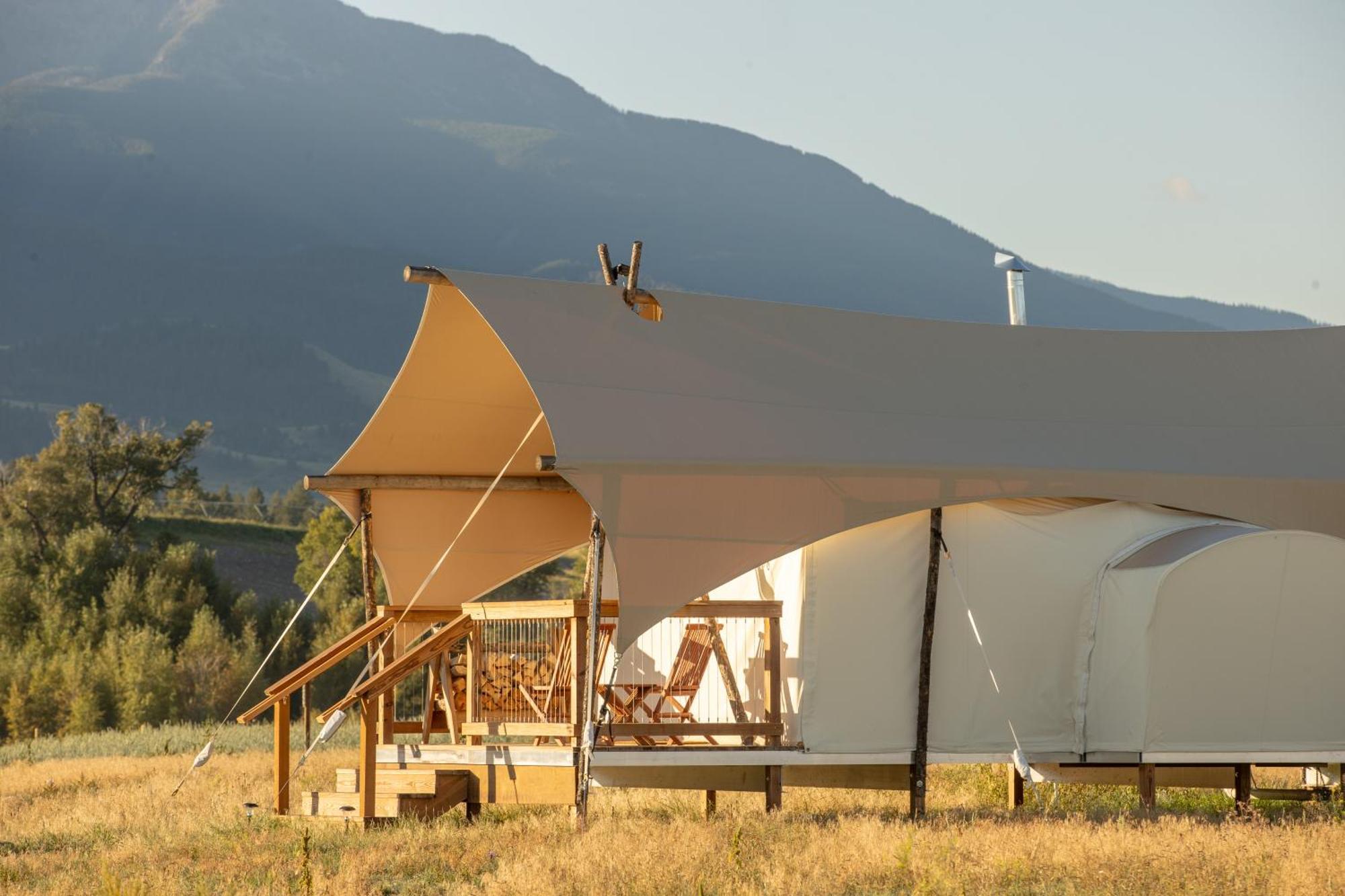 Under Canvas North Yellowstone - Paradise Valley Livingston Eksteriør billede